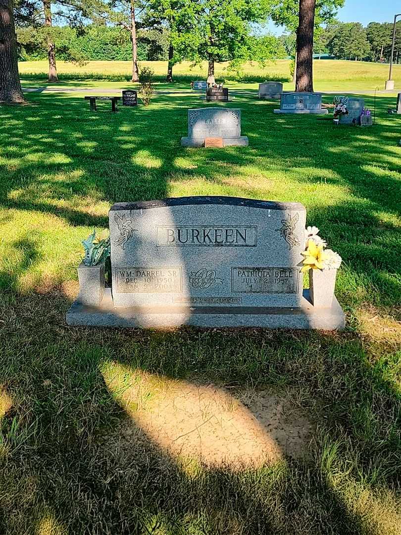 Patricia Bell Burkeen's grave. Photo 3